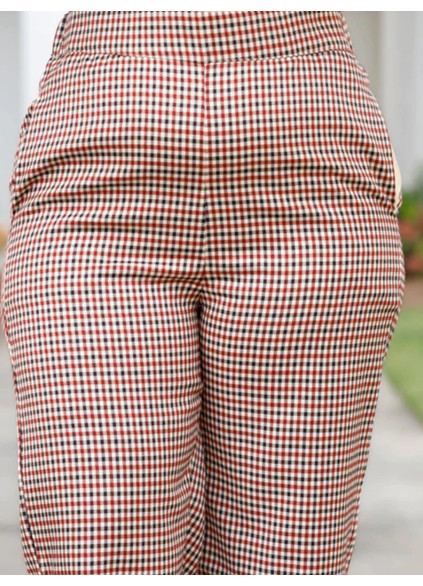 Checkered cropped straight leg pants