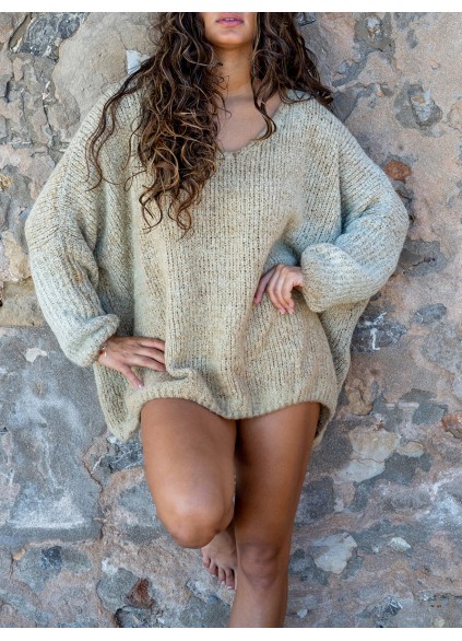 Loose casual V-neck sweater