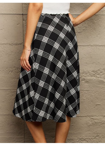 Wide Waistband Knee Length Skirt