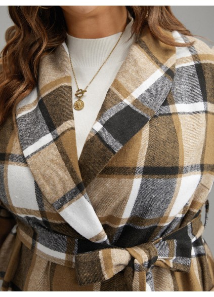 Plus-size women's elegant plaid coat