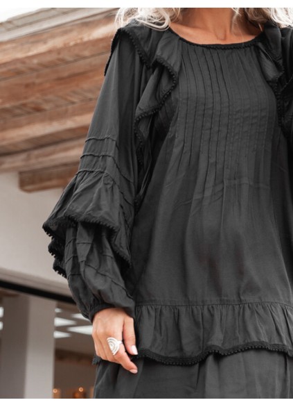 ruffled long sleeve dress