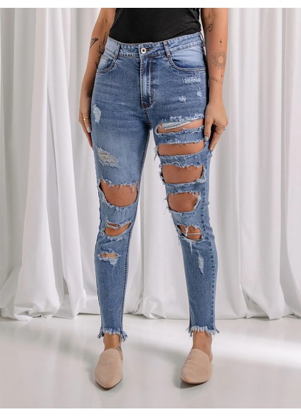 Women's ripped slim fit mid-rise jeans