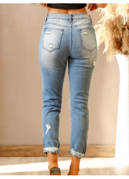 Women's washed classic ripped jeans